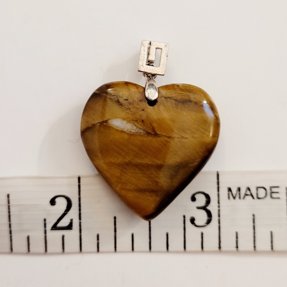 NWOT Tiger's Eye heart pendant - Picture 2 of 7